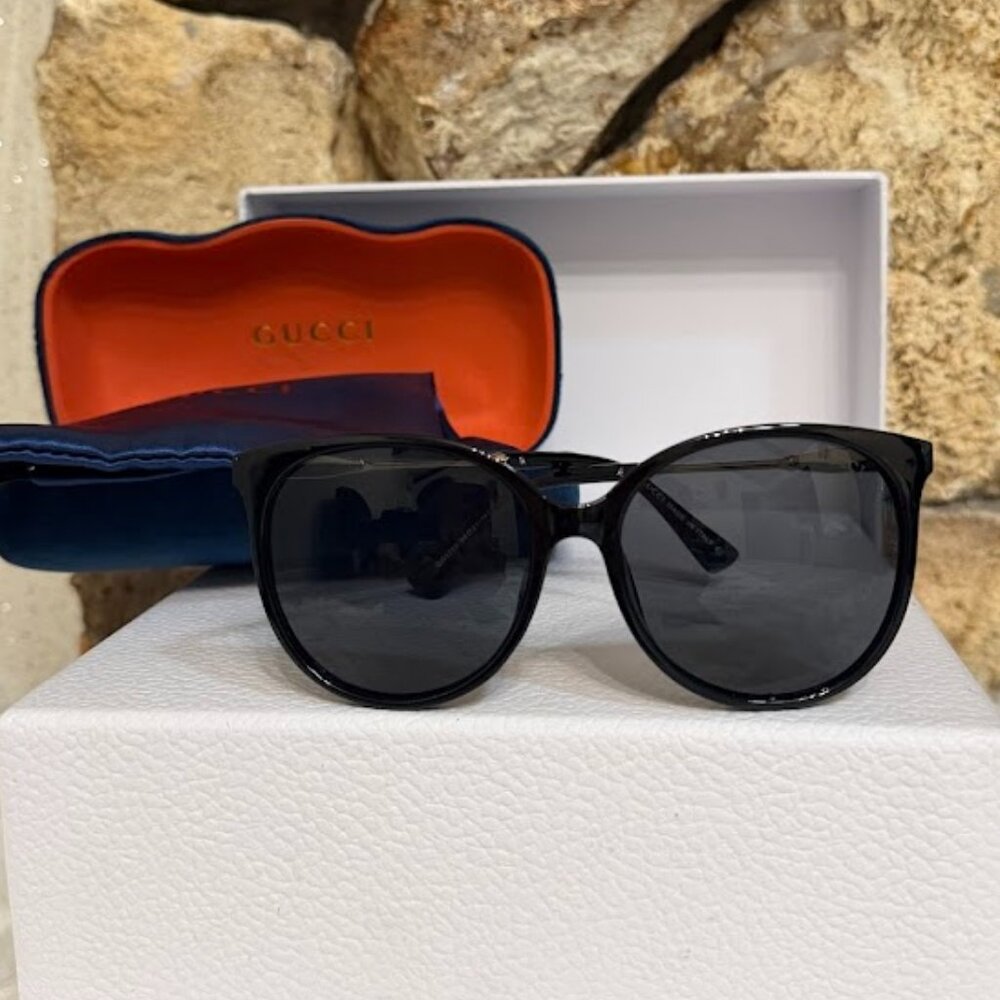 GG1719 Black Cat Eye Sunglasses Gold Logo